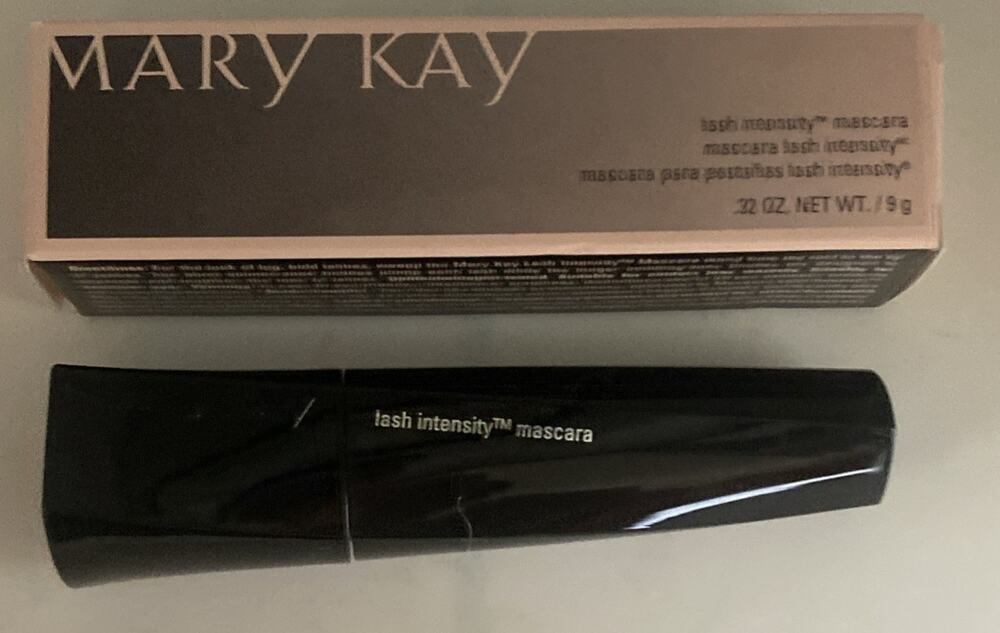 New In Box Mary Kay Lash Intensity Mascara Black ~ Full Size